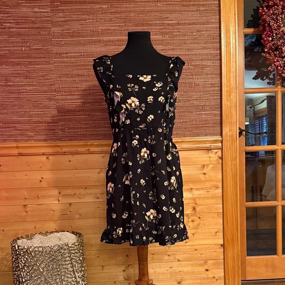 Wild Fable Black and White Floral Mini Dress